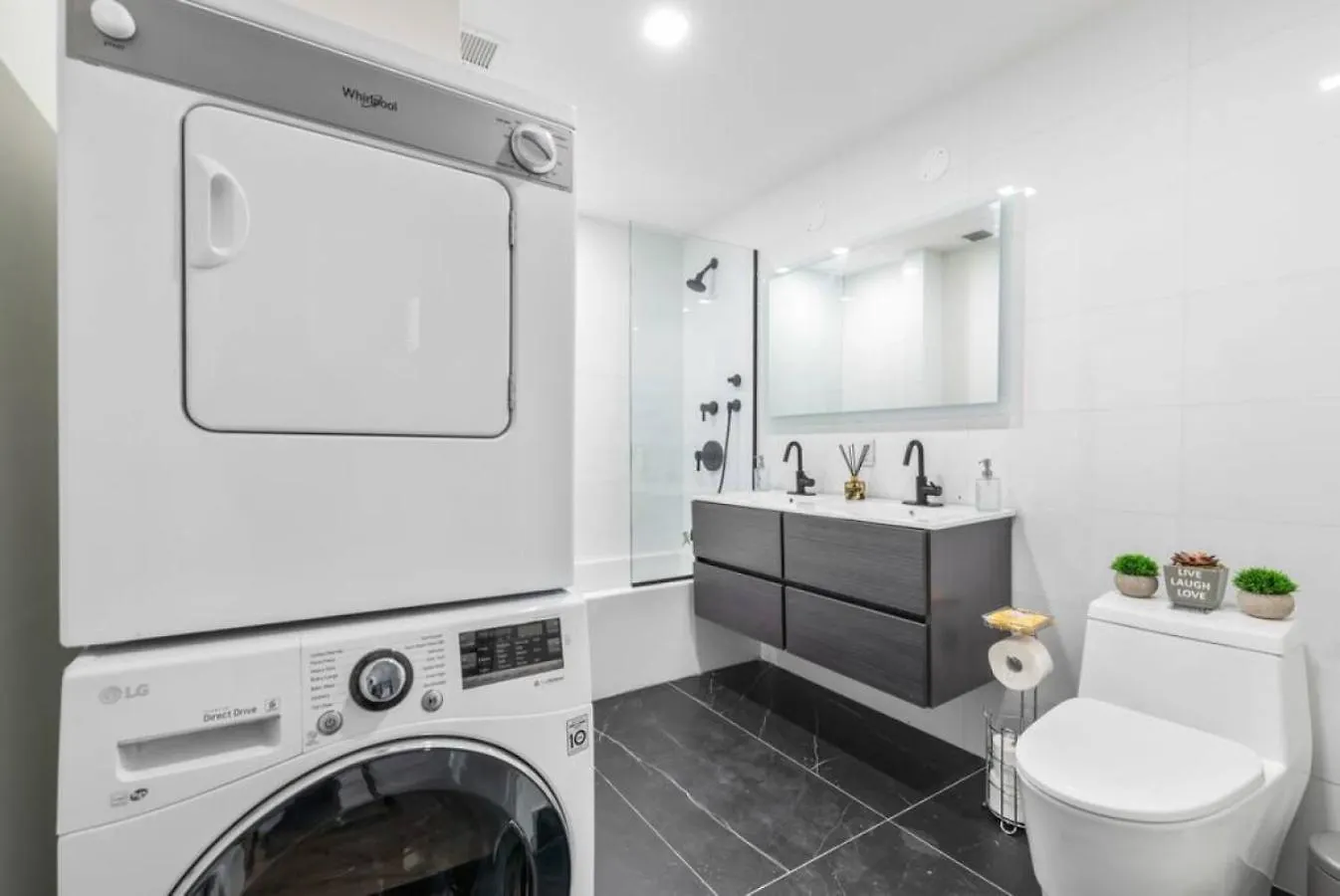 3Br Penthouse Suite With Massive Private Rooftop New York 0*,  United States