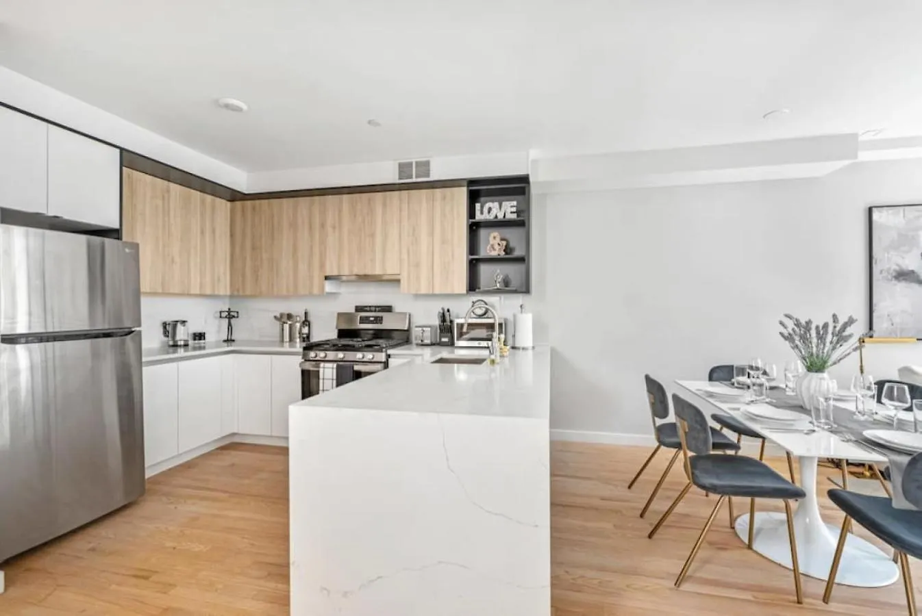 3Br Penthouse Suite With Massive Private Rooftop New York