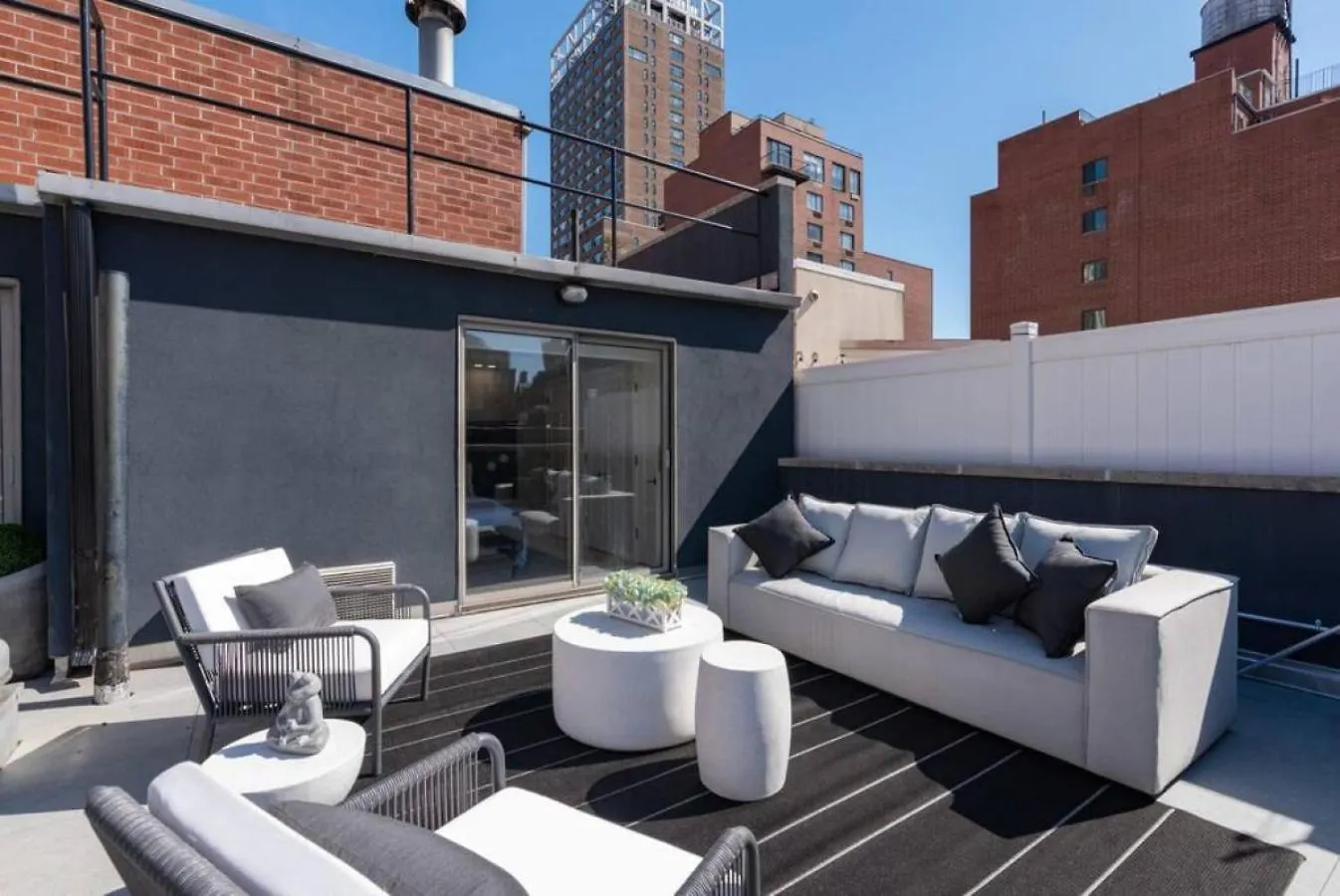 3Br Penthouse Suite With Massive Private Rooftop New York 0*,  United States